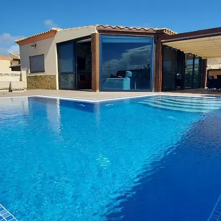 וילה Loba With Private Pool