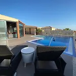 Loba With Private Pool * Costa Calma
